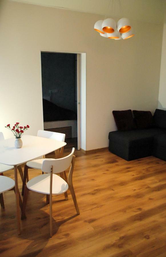 Stuudio 17 Kuressaare Exterior foto
